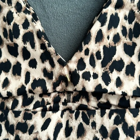 New Victoria’s Secret Leopard Print Unlined Brallete Size Large NWT - Picture 4 of 7